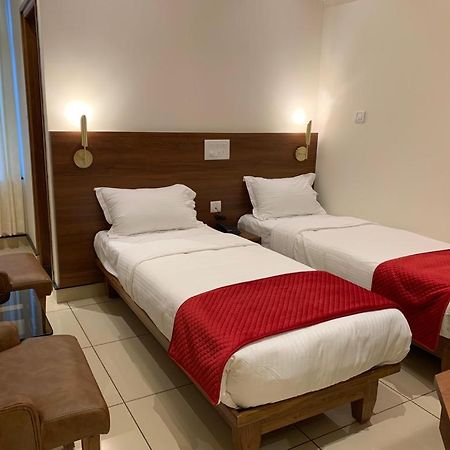 Jesta Residency Hotell Hassan Exteriör bild